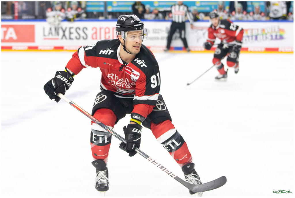 PENNY DEL;  Koelner Haie - Krefeld Pinguins; Koeln, 31.10.2021